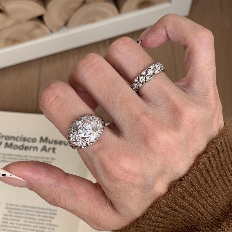 Light Luxury Retro Mango Four-Leaf Clover Inlaid With Diamonds Ring, High Value, Antique Style Temperament, Versatile Luxury Index Finger Ring