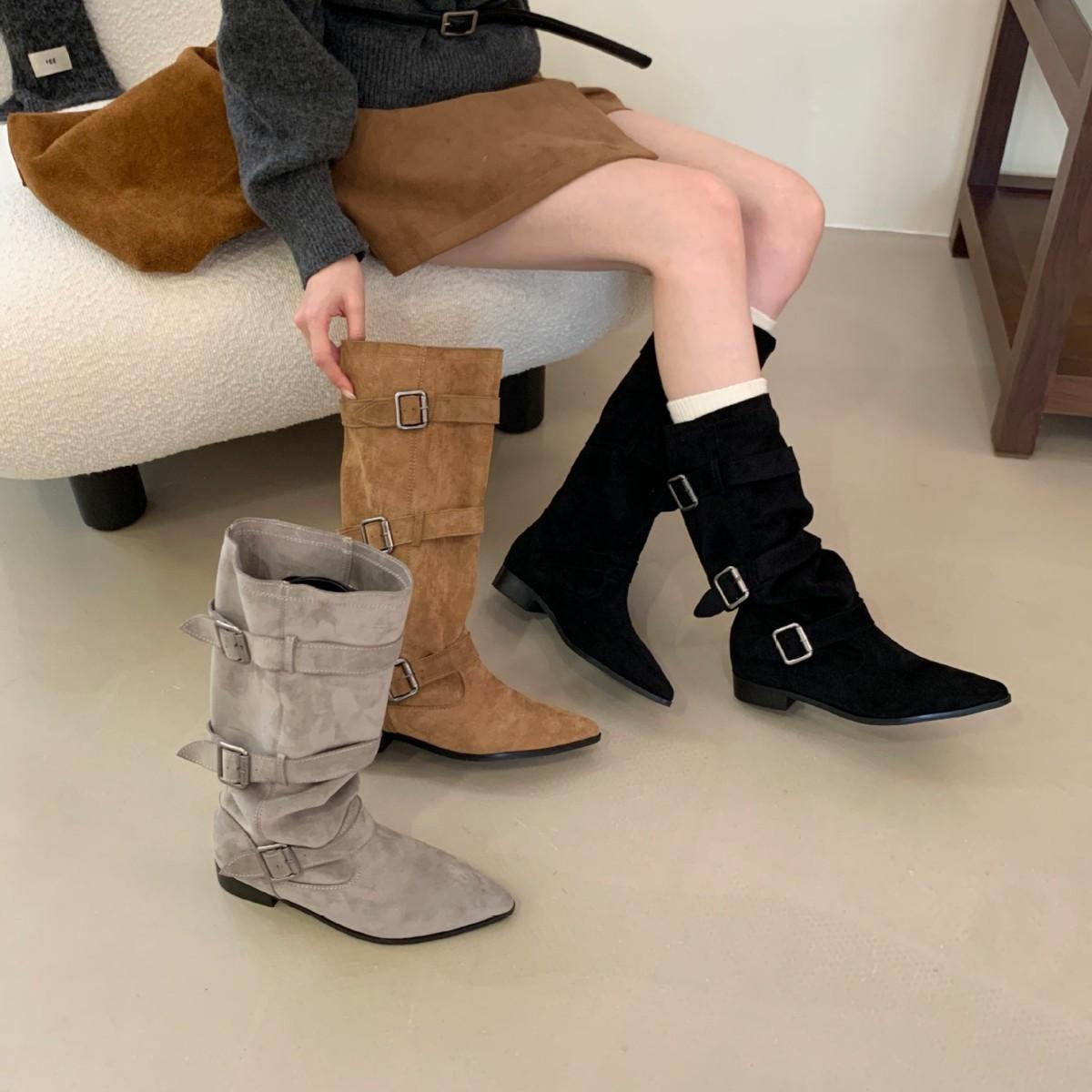 

2025 autumn and winter new small pointed head tall tube thin but knee thick heel belt buckle knight women s boots 39 хаки