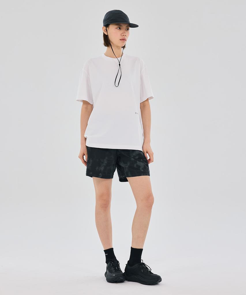 Hellinogseuweeo Magic Hours Logo Short Sleeve T-Shirt_White