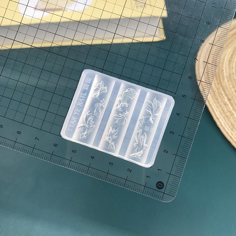 

Мультяшные животные Sanrio Hello Kitty Цветок 3D Силиконовая форма для ногтей DIY Декор для нейл-арта Маникюрный шаблон для дизайна нейл-шармов Инструмент