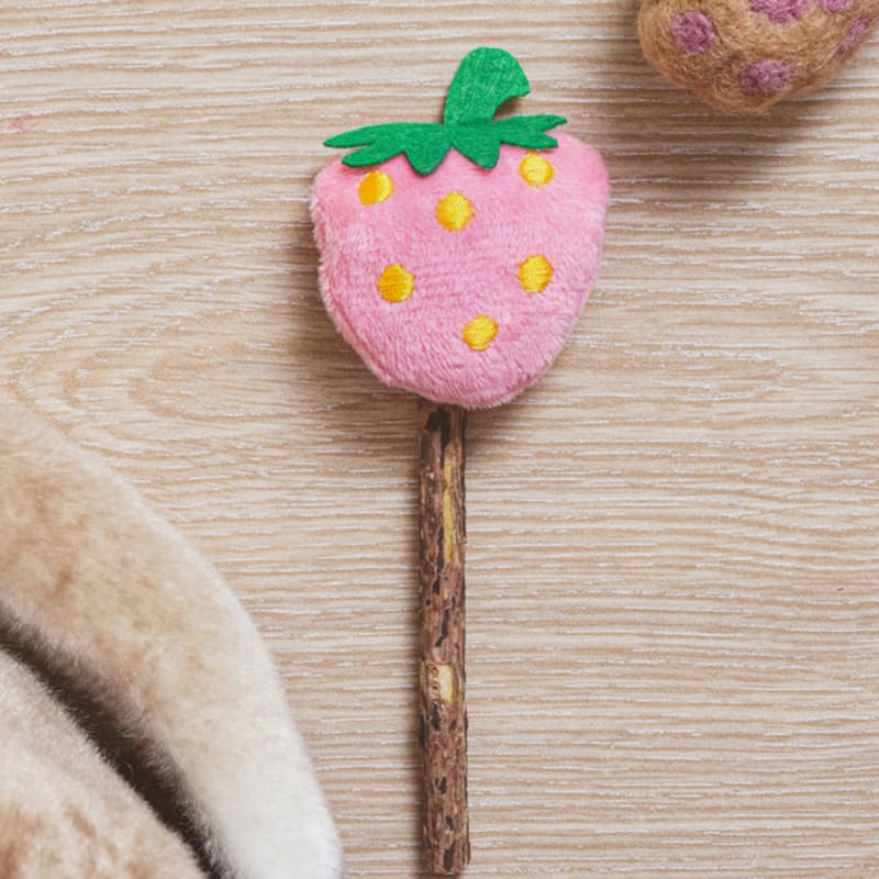 [Pet] Matatabi Strawberry Plush Toy