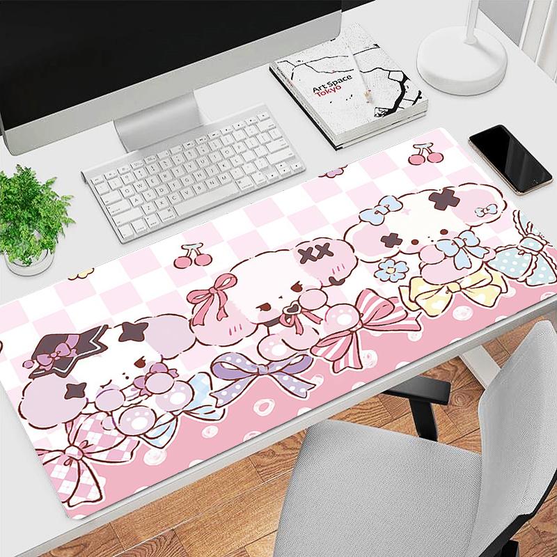 Gaming Mouse Pad Antislip Stitched Edges Pink Cute Cartoon Artwork Print Keyboard Pad for Gamer Home Office Desk Mat