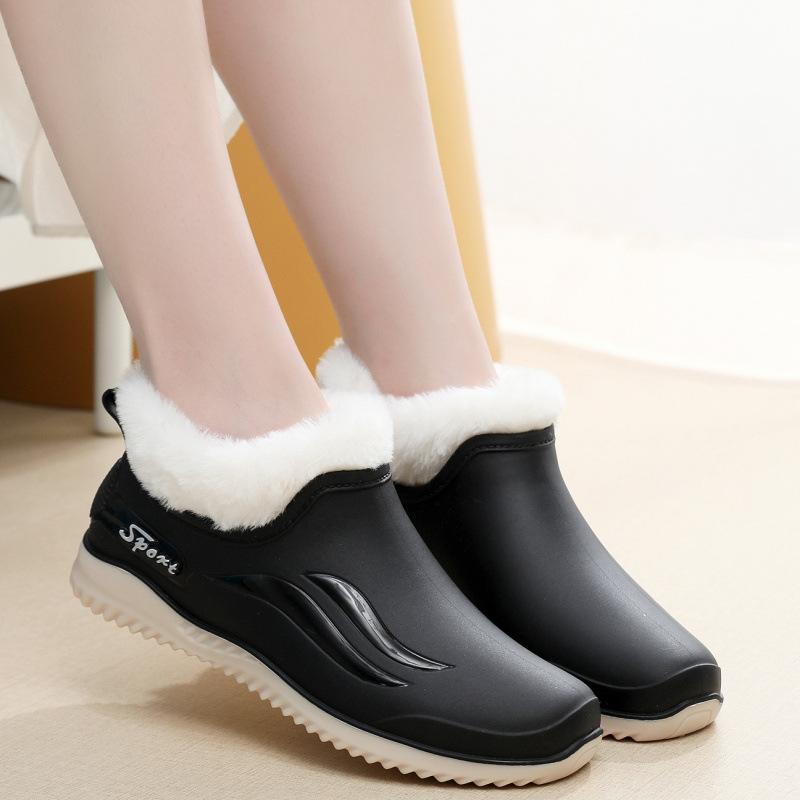 European and American Shallow Mouth Rain Shoes Female Internet Celebrity Fashion Low-top Short Tube Non-slip Waterproof Shoes Kitchen Work Rubber Shoe