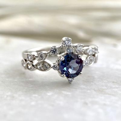 Žiedai – Moteriški žiedai