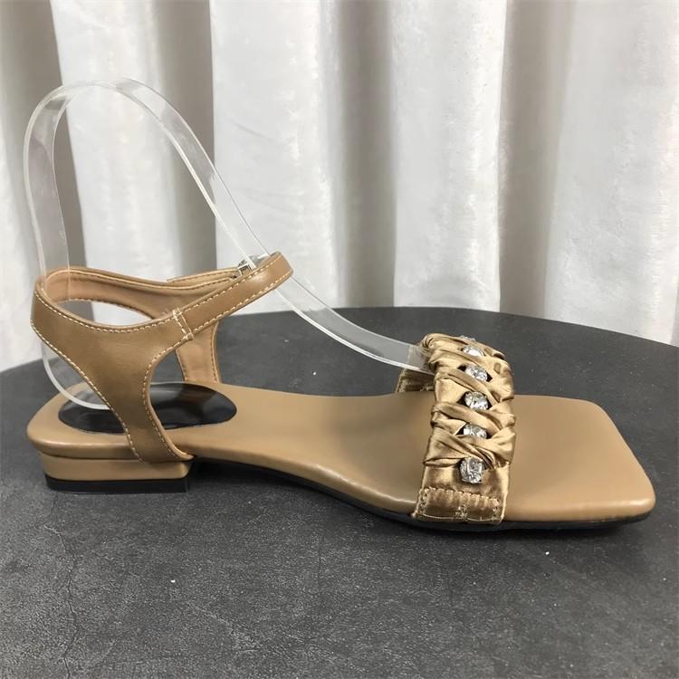 Fashion Female Sandal Buckle Strap Women's Low Shoes Square Toe 2025 Summer Girls Low-heeled Real Open Beach Retro New Genuine Leather R