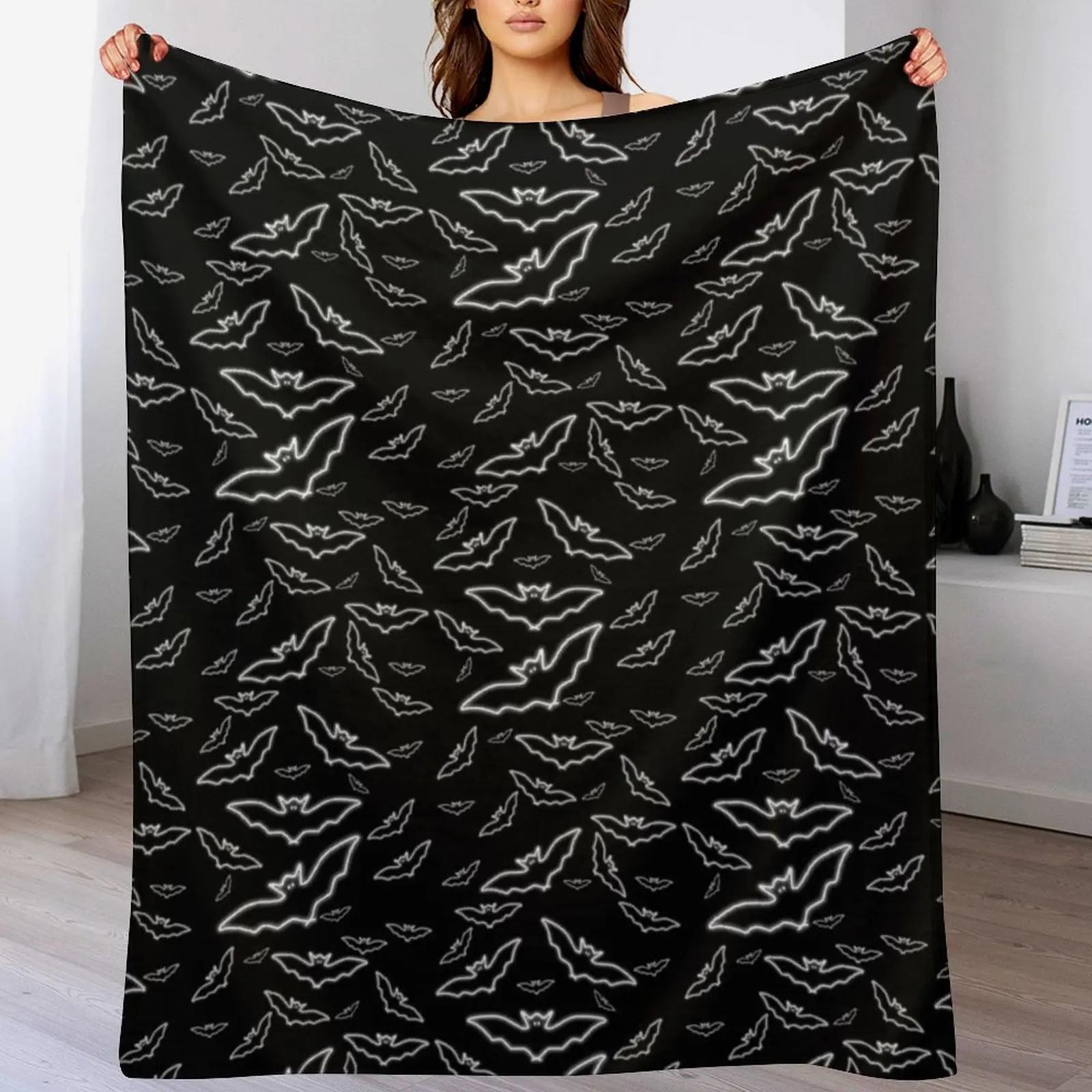 Bats Pattern Cute Gothic Alternative Halloween Christmas Snowing Bats Throw Blanket Travel blanket for airplane 102x76cm(40x30in)