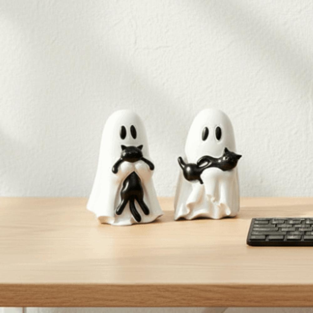 Cute Style Spooky Ghost Statue Smooth Surface Halloween Table Decor Ghost Cat Ornament Office Desk