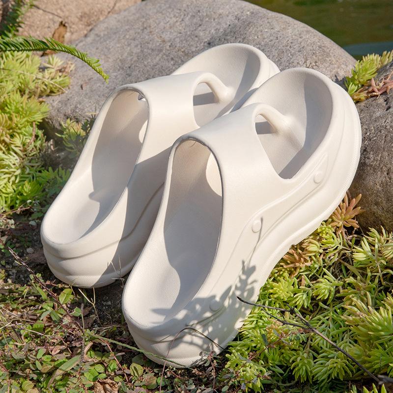 High-End Women's Herringbone Thick-Soled Summer Beach Slippers