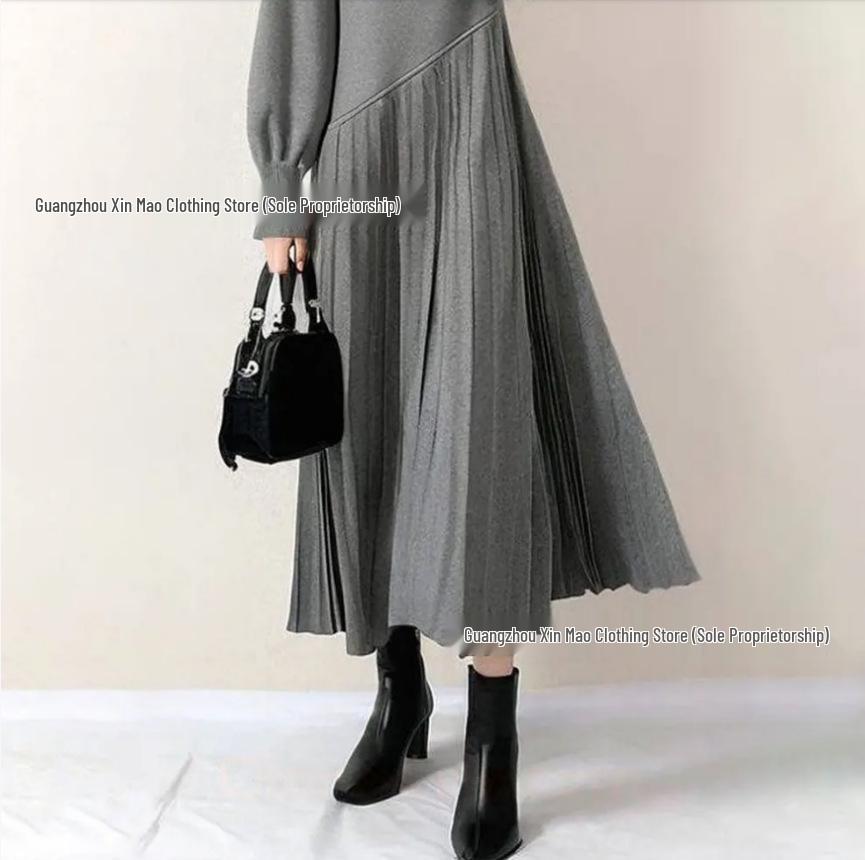 Auf Lager: 2025 Herbst/Winter Hoher Hals Patchwork Akkordeonfalten Langes Graues Pulloverkleid
