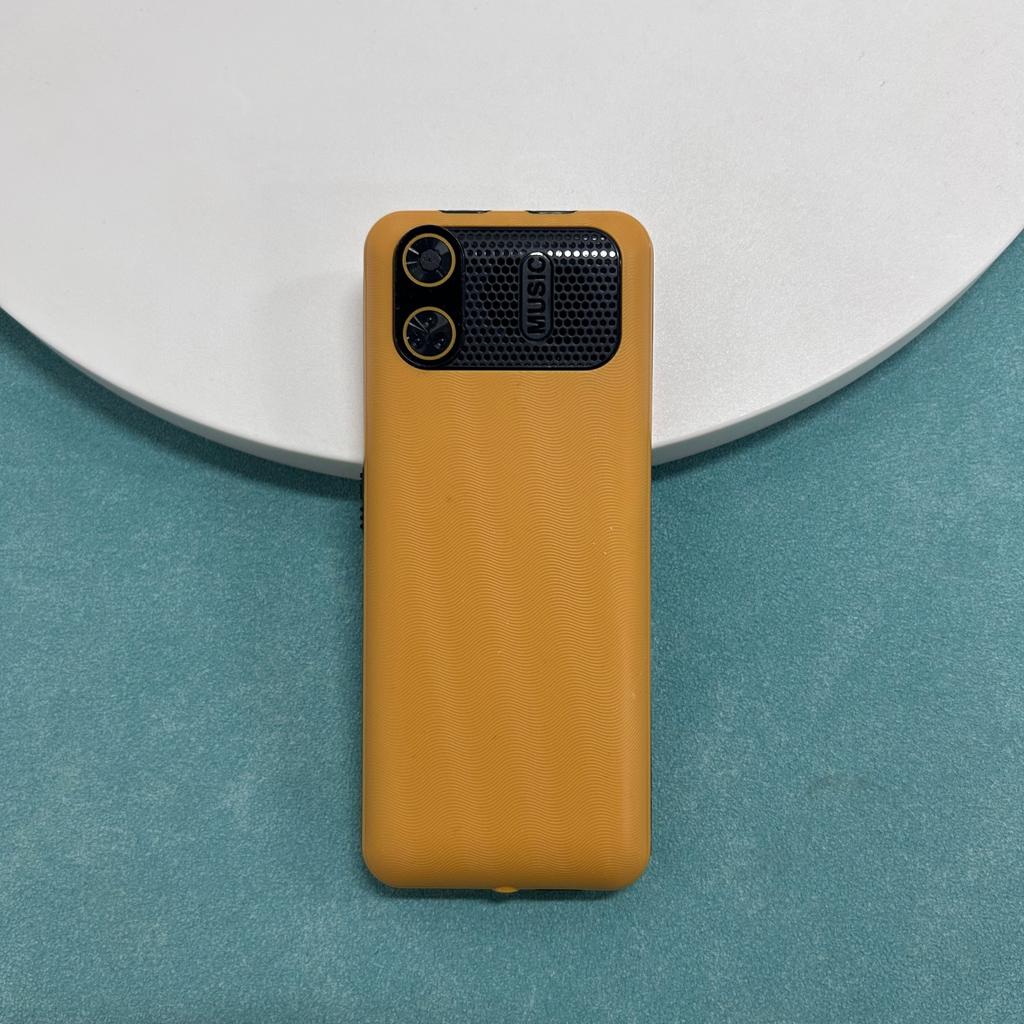 Nový YEEMI K3 GSM 2G mobilní telefon 2,4 palce HD Dual SIM 2500mAh Velká baterie Svítilna Type-C Fotoaparát Super tenký Tlačítkový telefon Pro seniory a studenty