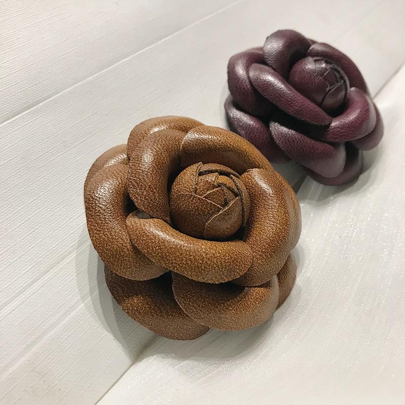 Luxury Camellia Leather Flower Brooch - Elegant Handmade 3D Corsage Pin for Women