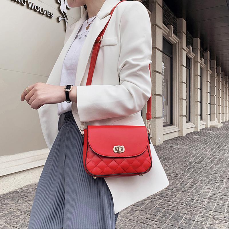 red lily bolsa