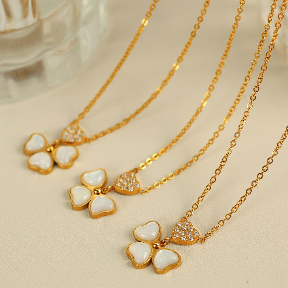 Japanese Titanium Steel Gold-plated Simple Design Sense of Love Four-leaf Clover Necklace White Shell Pendant Female