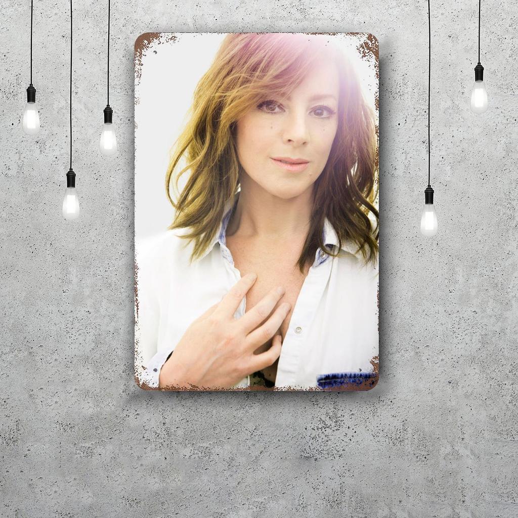 Sarah McLachlan Decor Poster Vintage Tin Sign Metal Sign Decorative Plaque for Pub Bar Man Cave Club Wall Decoration