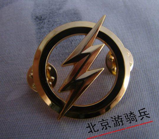 

Металлический значок, металлический значок American Flash, значок личности золотистый
