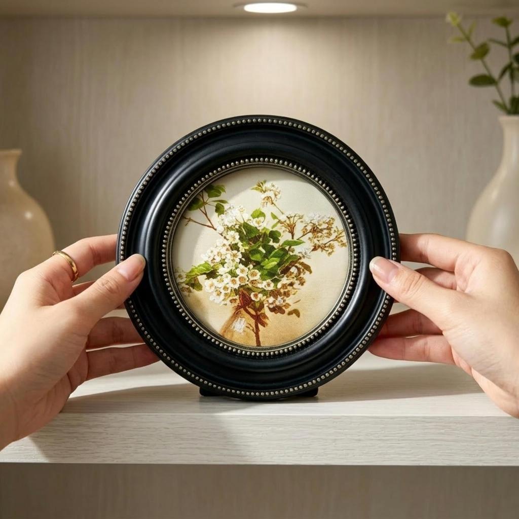 Picture Frame with Glass Front Beaded Round Photo Stand Decorative