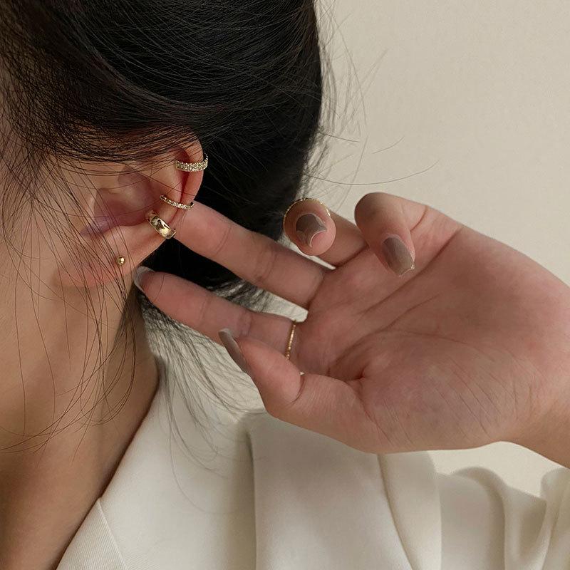 2025 New Fashion Gold Color Circle Non-Piercing Ear Clip Earrings for Women Man Fake Piercing Ear Cuff Earrings Zircon Set Gift