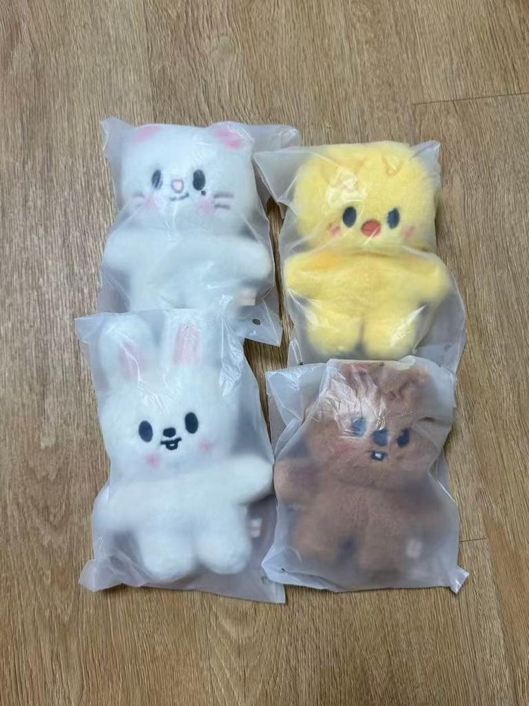 [USED] straykids celebrate pop-up Ginillet plush toy