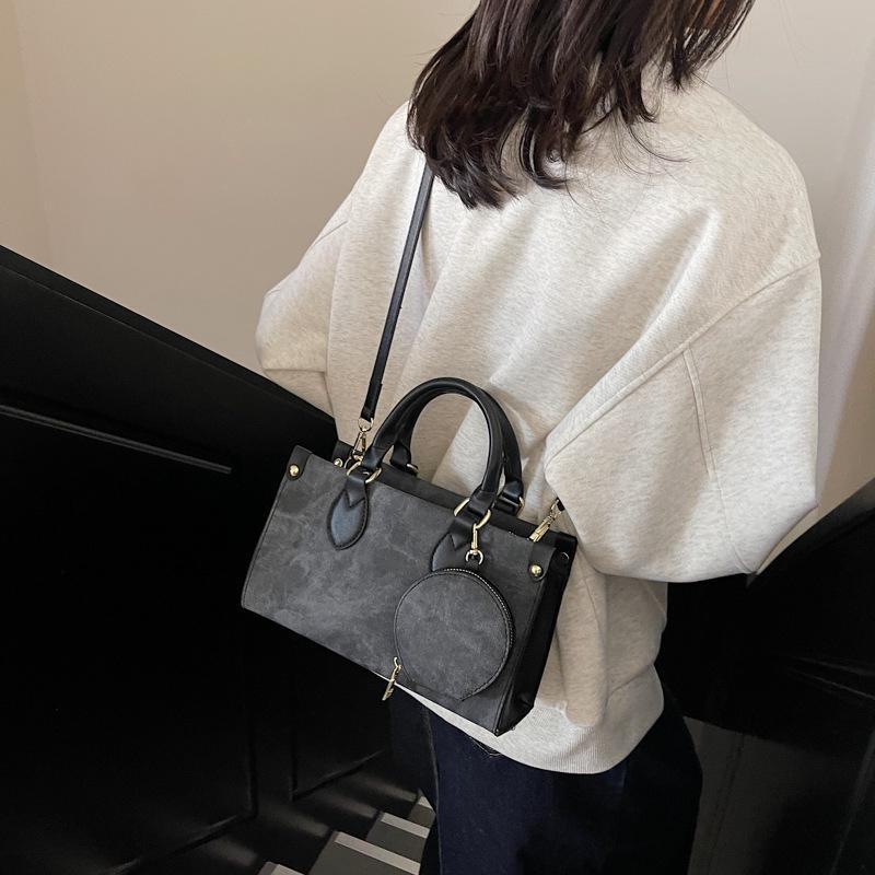 

Женская контрастная цветная сумка 2024: Универсальная, фактурная, стильная французская сумка-тоут и сумка-мессенджер высокого класса 25*10*15 темно-коричневого