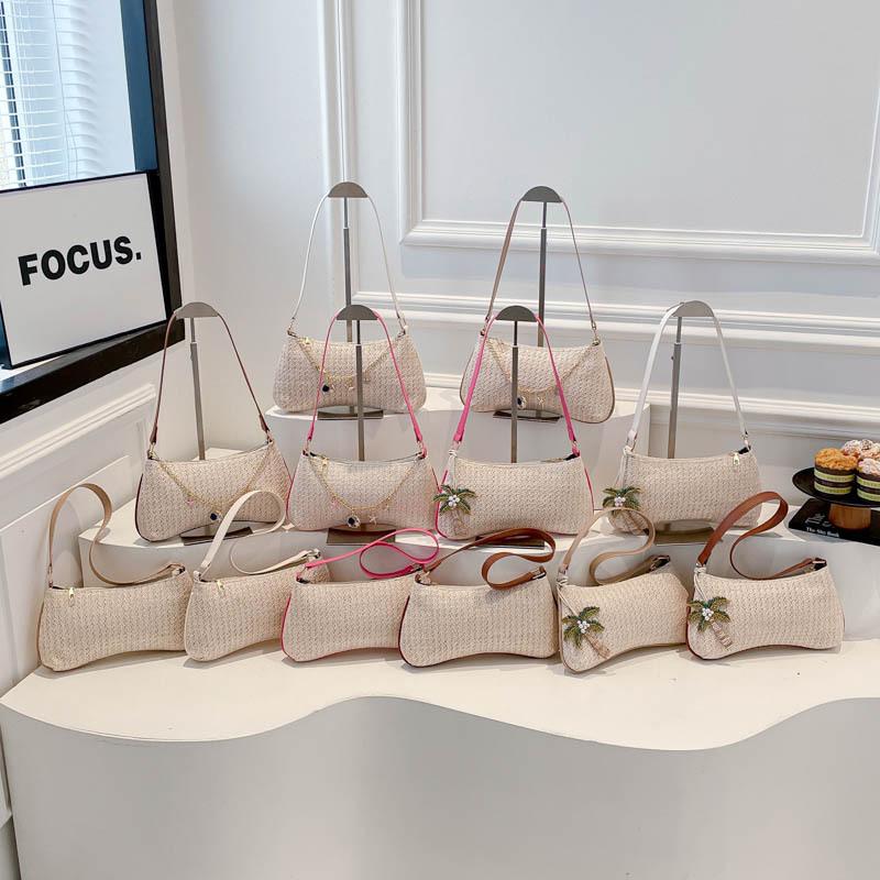 Single-shoulder Underarm Trendy Woven Cherry Style Beach Tote Bag for Women