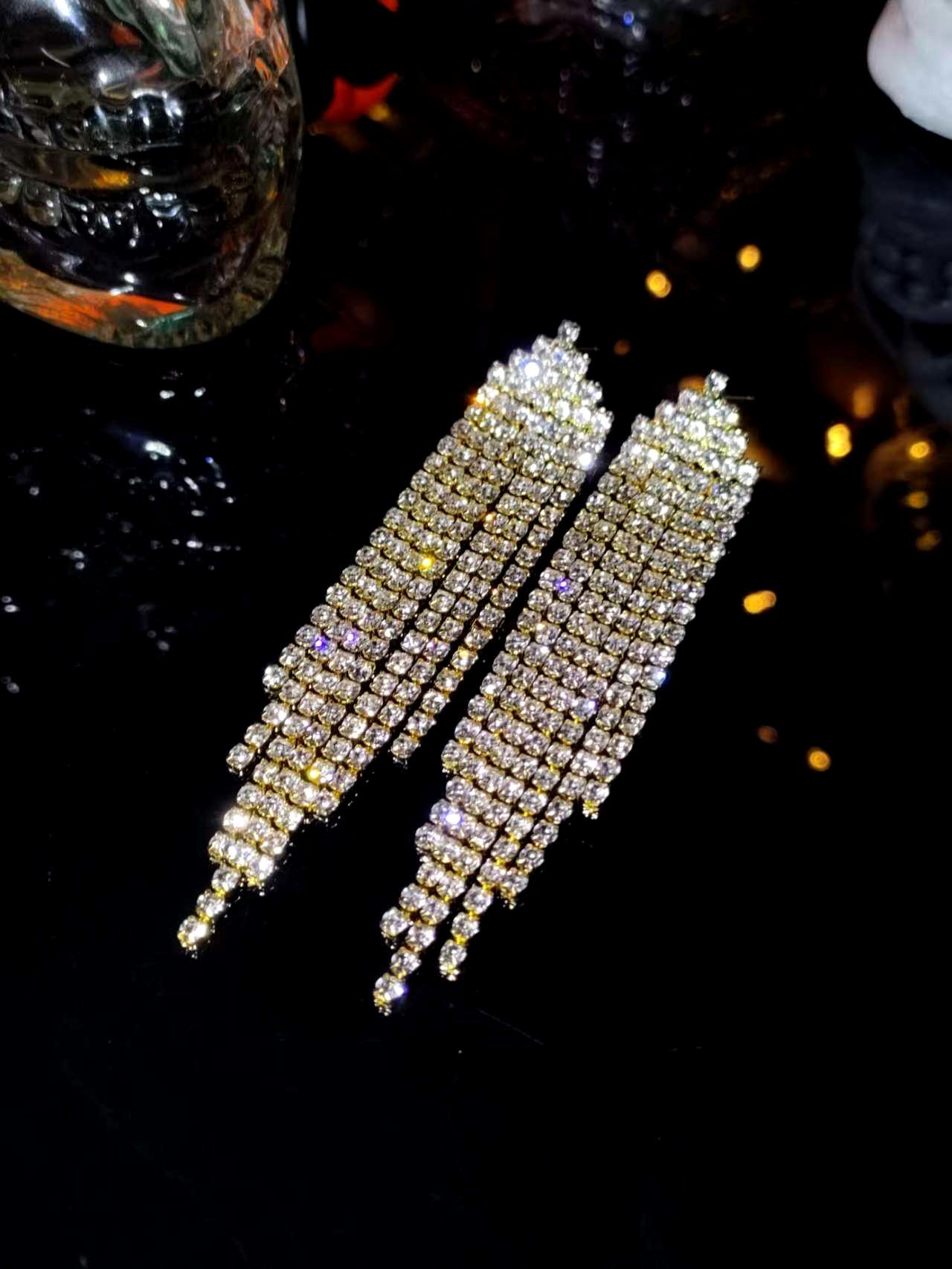 Элегантные серьги-кисточки со стразами для женщин