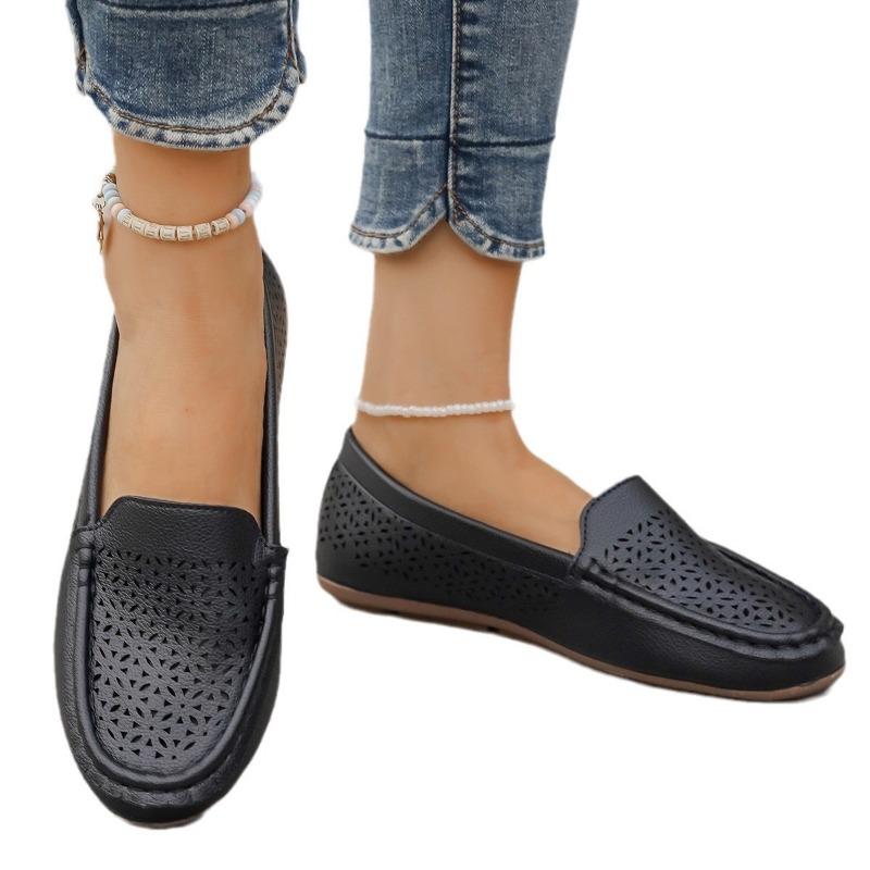 Large Size Flat Bottom Hollow Breathable Single Shoes Women's Spring and Autumn New Solid Color Versatile Round Head Pedal Doudou Shoes