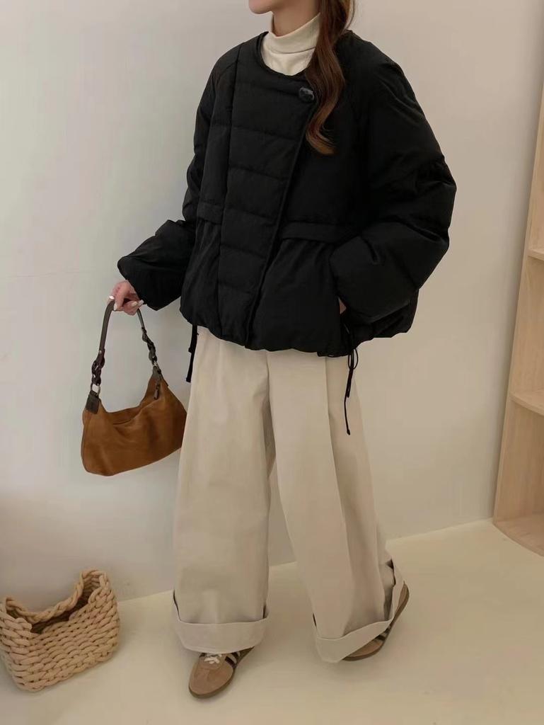 Korean down jacket women's short winter new small design sense fashionable white duck down crew neck jacket tide