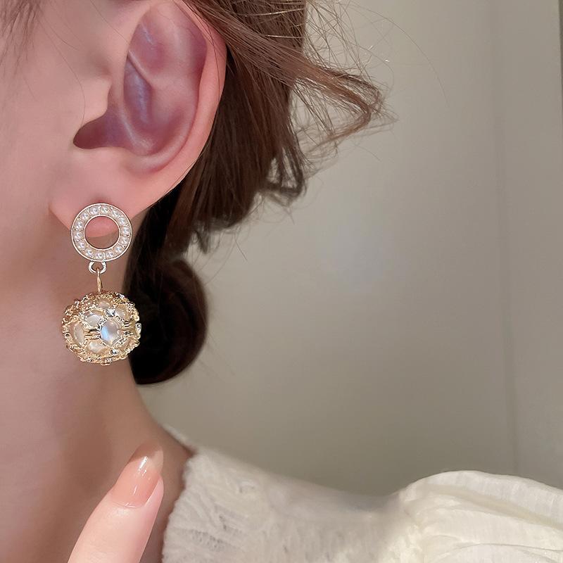 GemChic Women's Earrings Exquisite Embed Zircon Hollow Circle Mesh Light Luxury Earrings Trendy Sweet Earrings Birthday Christmas Jewelry Gift