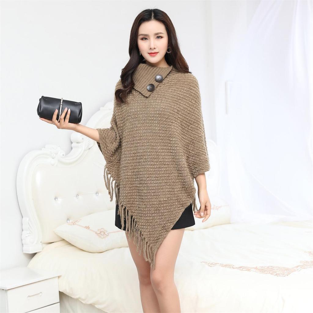 Autumn/Winter High Neck Buttoned Tassel Women's Cape: Warm European & American Fashion Knitted Sweater Shawl