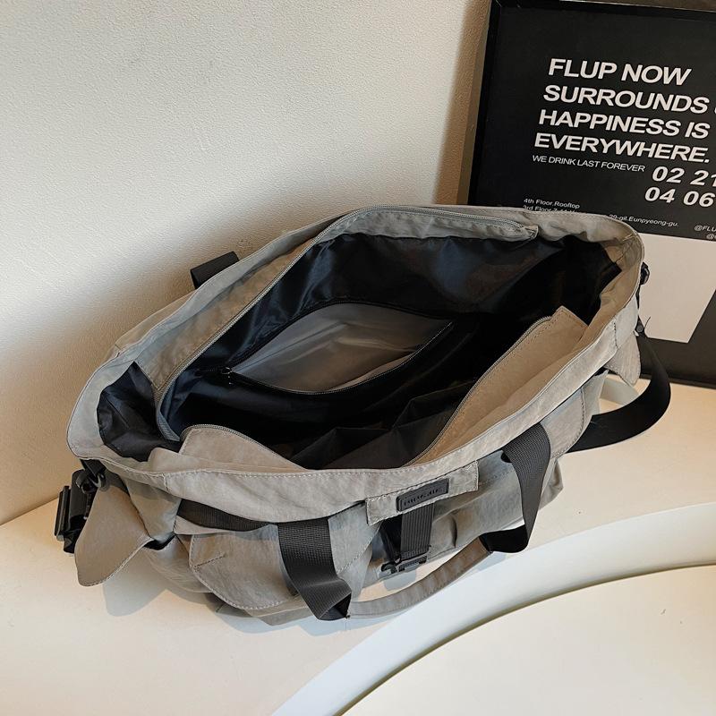 Travel bag Korean version trendy cool fashion large capacity fitness shoulder bag maternity accommodation storage duffel bag