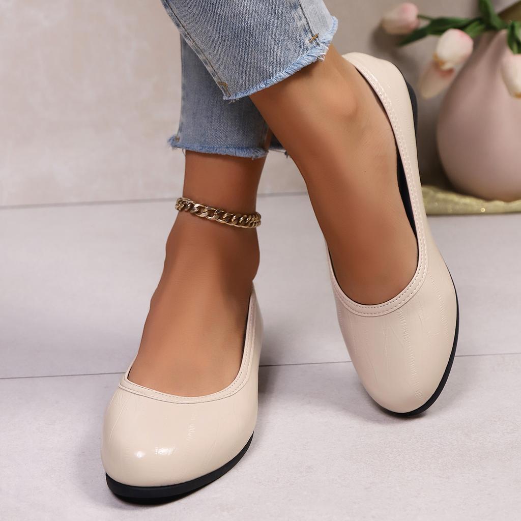 Fashion Women Fashion Light Weight Wedge Heel Comfort Spring Autumn Shoes Casual Sweet Black Leather Soft Bottom Flat Shoes