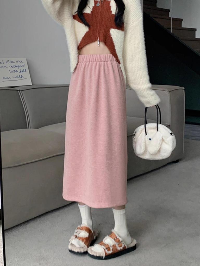 Women's High-Waisted Corduroy A-Line Skirt - Slim Fit, Stylish Korean Design for Autumn/Winter 2023