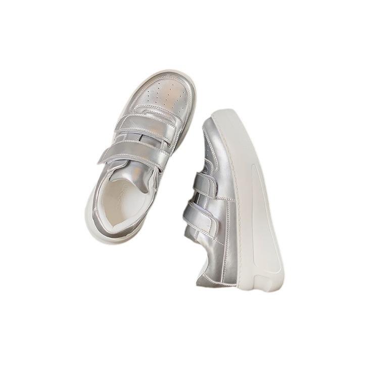 Small Round Head Thick Sole Velcro Little White Shoes Women's 2025 Spring and Autumn New Silver Soft Sole Casual Sports Shoes