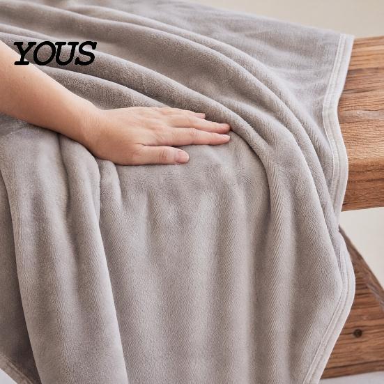 Lightweight Plush Blanket Solid Color Flannel Throw Blanket, for Bed, Durable Sofa, Couch, Soft Fuzzy Nap Sleeping All Seasons Home