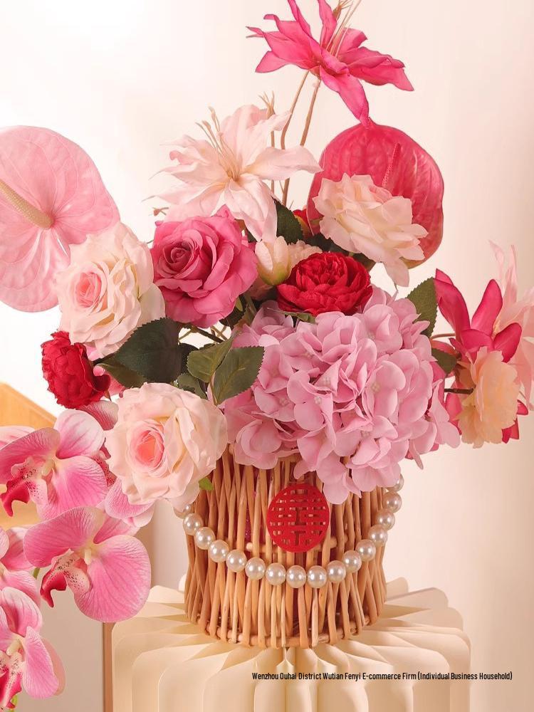 Romantic Floral Arrangement for Weddings, Bedrooms, and Living Rooms - Bedside Bouquet Decorations