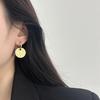 Round Retro Earrings, High-End Simple Atmosphere, Light Luxury, Niche Design, Exquisite And Small French Temperament Earrings