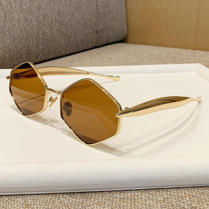 Vintage Rhombus Sunglasses Women For Men Luxury Brand Designer Sun Glasses Punk Popular Outdoor Travel Sexy Shades Uv400