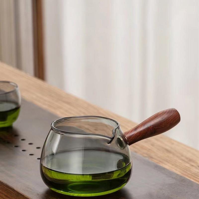 350ML High Borosilicate Glass Tea Dispenser Creative Fair Cup Eagle Mouth Side Wood Handle Heat-resistant Kung Fu Tea Set Teapot