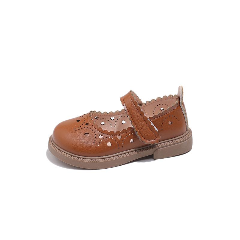 Baby Kids Girls Heart-Shape Hollow Out Spring Summer Patent Leather Princess Shoes for Childrens Students mary janes H03201
