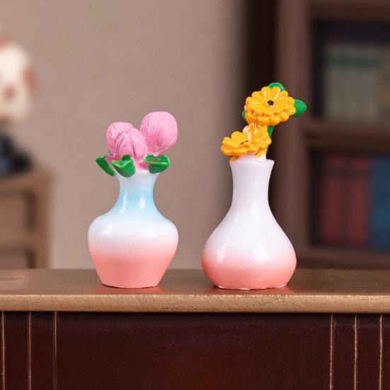 4Pcs Mini Vase Ornament Healing Mini Garden Stress Relief Partner Resin Bouquet Desktop Narrative Sense Decor