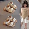 Children's Stylish Sandals for Girls Soft-Sole Non-Slip Beach Shoes for Toddlers Cute Girls Shoes Elegant Youth Shoes