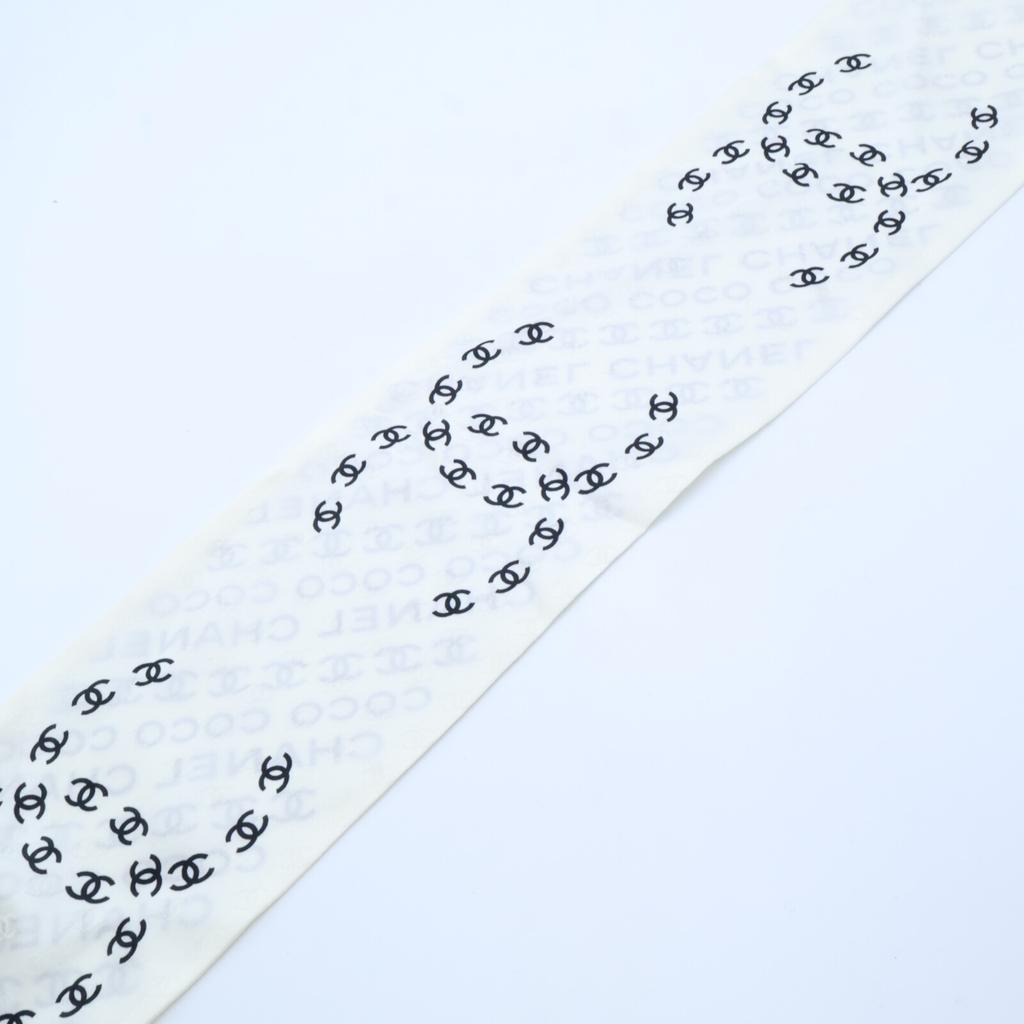 Chanel Excellent Condition 25 Stainless Steel Silk CC Logos Twilly Scarf whiteUsed