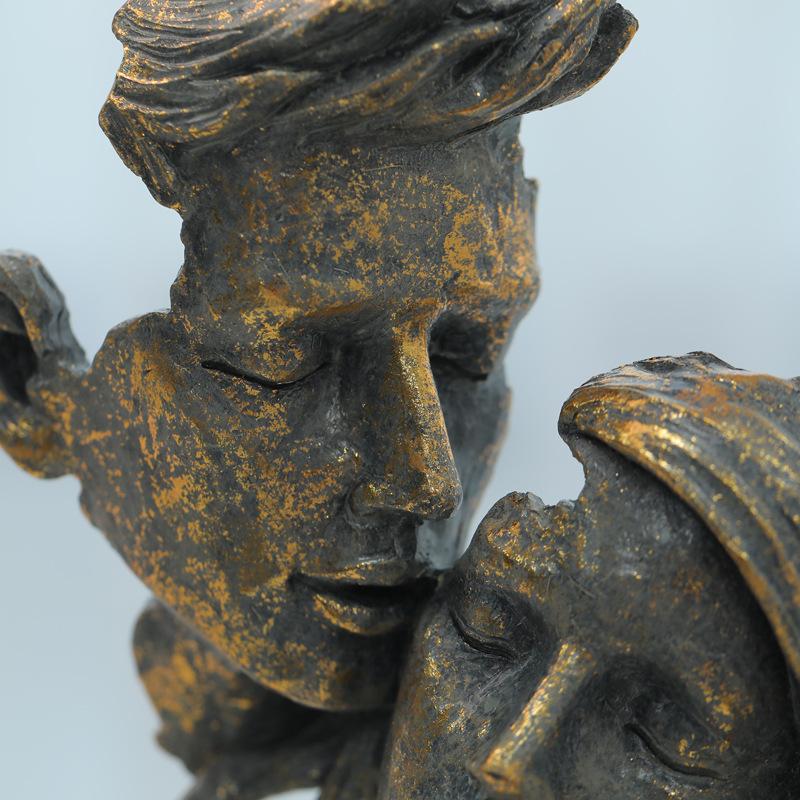 Unique Retro Wasabi Style Ornaments Couple Ornaments Figure Sculpture Best Resin Craft Premium Art Bar Decoration Durable