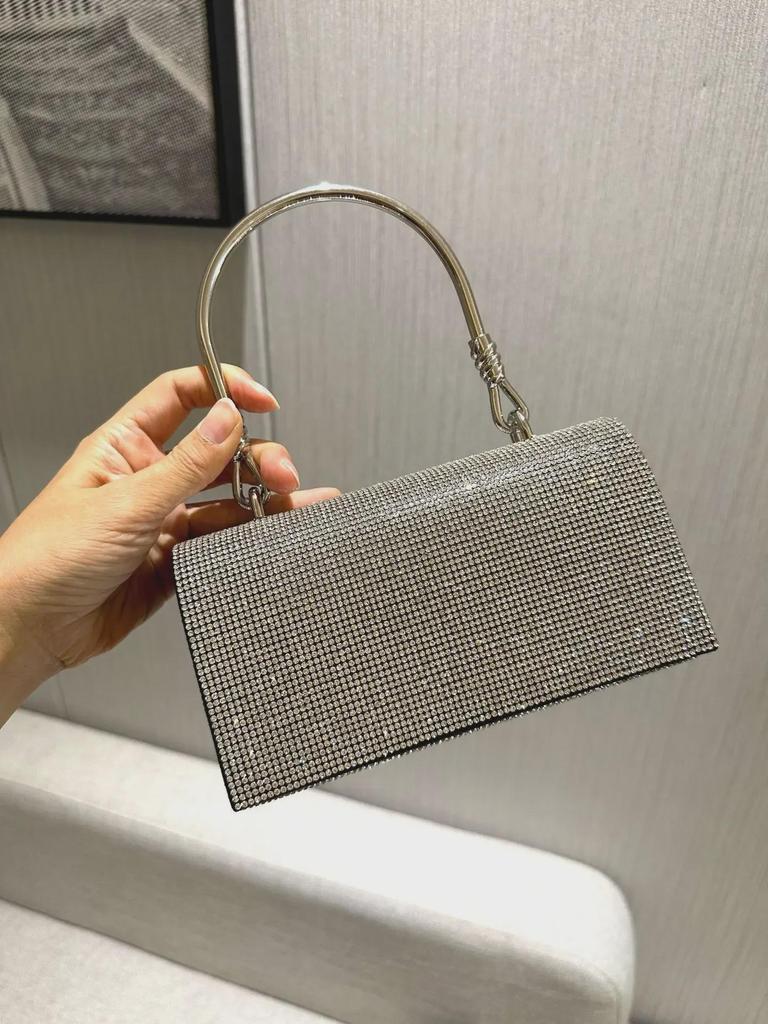 2023 European & American Luxury Shining Diamond Knotted Evening Wrist Handbag