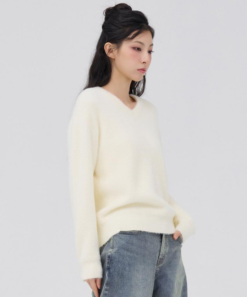 CHASECULT Women'S V-Neck Winged Sweater - Ivory