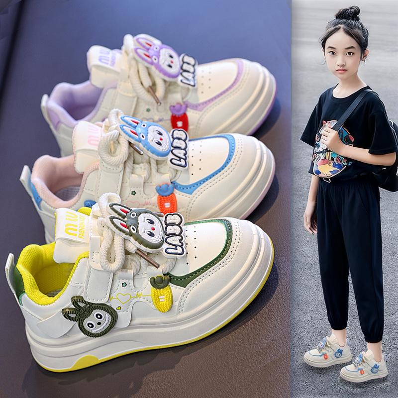Girls' sports shoes 2025 new autumn boys' board shoes children's fashion cartoon casual shoes student white shoes tide
