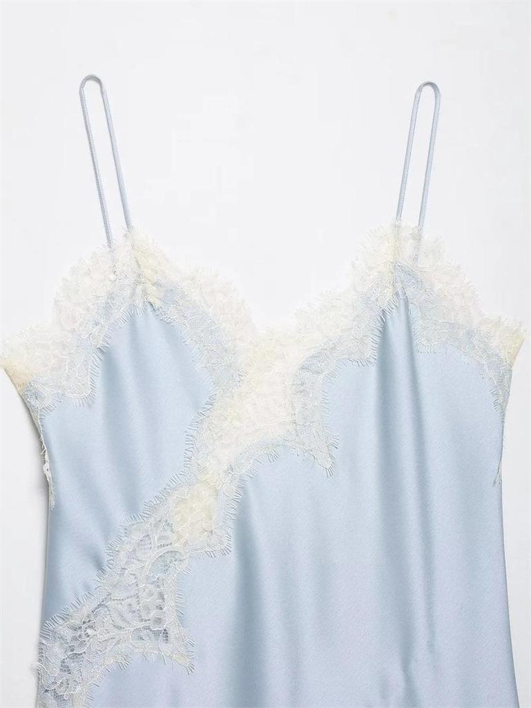 European and American Women's Lace Trimmed Lingerie-Style Top - Trendy Fashion Style.