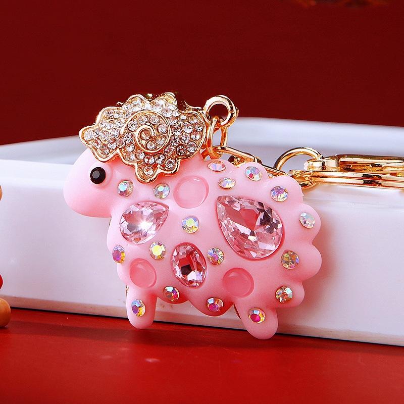 Lovely Rhinestone Sheep Keychain Durable Zinc Alloy Metal Key Ring Fashion Charm for Girls Handbag Birthday Gift