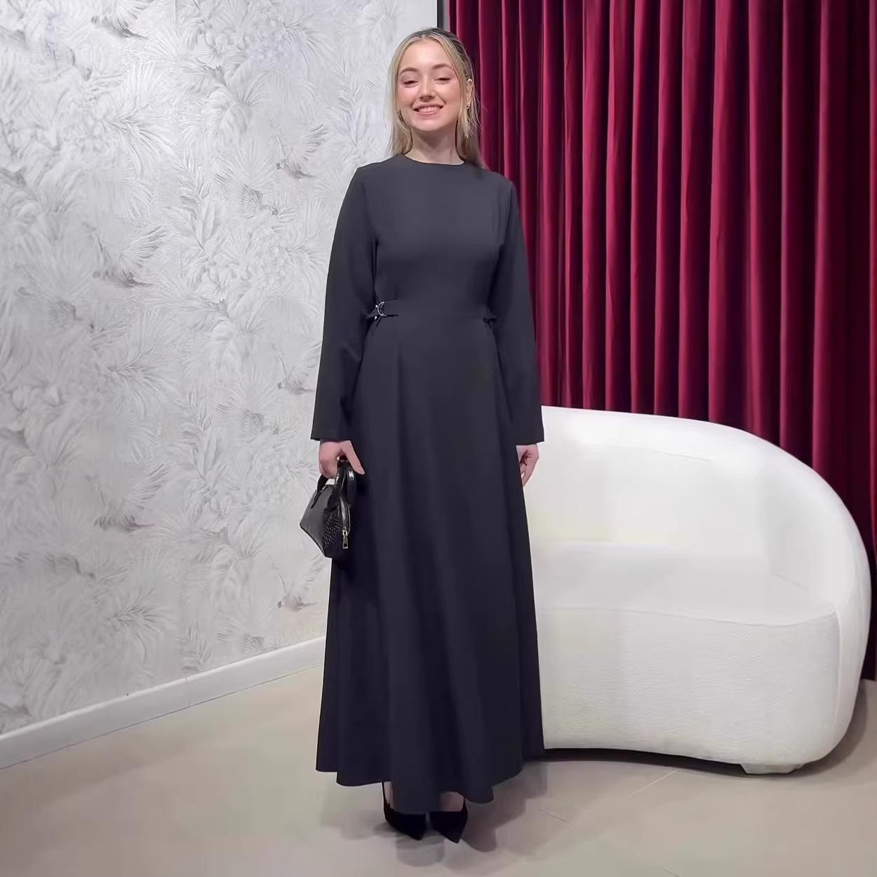 

Элегантное женское платье для похудения Весна 2026 – Однотонное, с круглым вырезом, с длинным рукавом Large чёрный