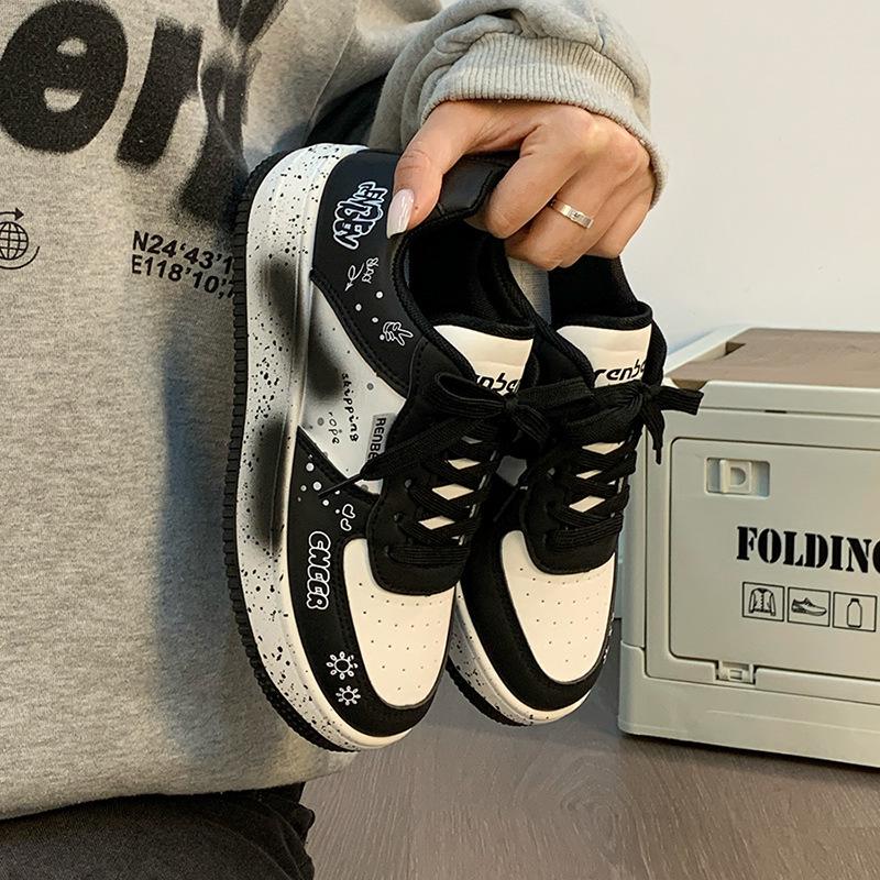 Men's Autumn 2025 Trendy Graffiti Skate Sneakers - Cool, Versatile, Casual Unisex White Shoes